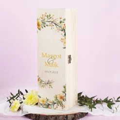 Erinnerungsbox zur Hochzeit mit Blütenkranz