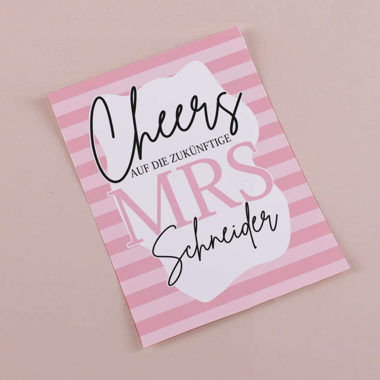 10er Pack Personalisierte Flaschenetiketten für den JGA 9x12cm | Auf die zukünftige Mrs.