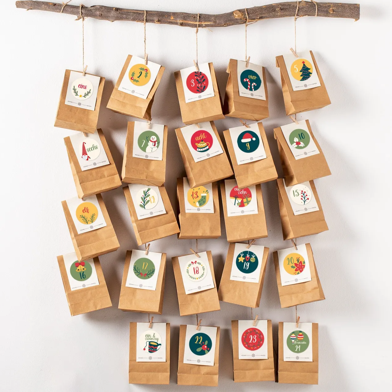 24er Set Aufkleber als DIY Adventskalender personalisiert mit Name | Weihnachtsmotive