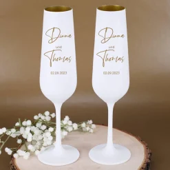 2er Set goldene Sektgläser zur Hochzeit mit modernem Motiv