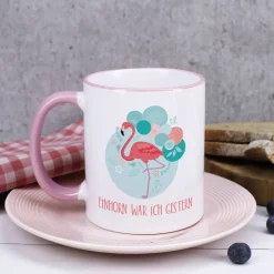 Flamingo Tasse mit Wunschtext und rosa Henkel
