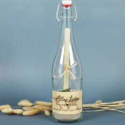 Flaschenpost mit Füllung "Alles Liebe" mit Vintage-Weltkarte als Geldgeschenk zur Hochzeit
