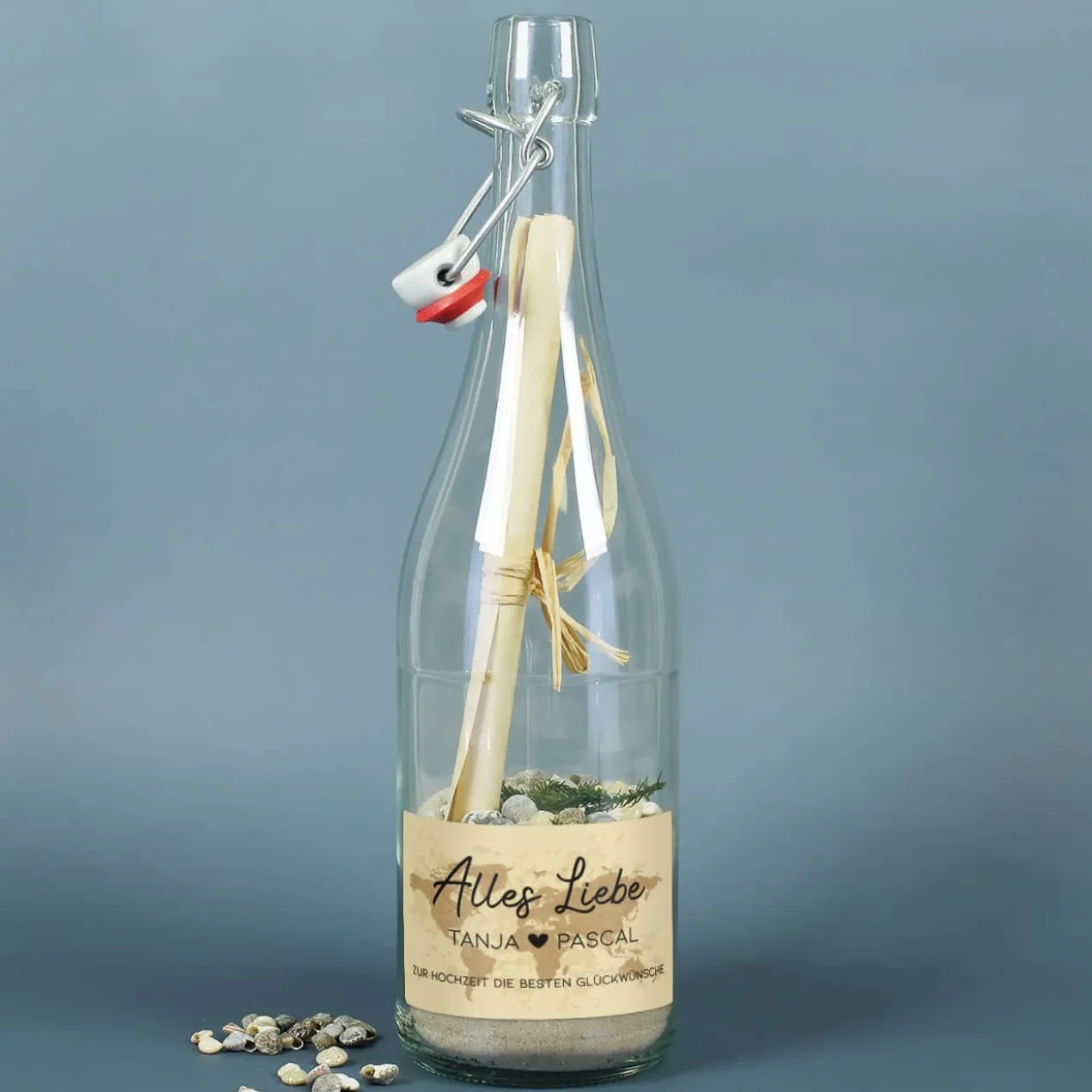 Flaschenpost mit Füllung "Alles Liebe" mit Vintage-Weltkarte als Geldgeschenk zur Hochzeit