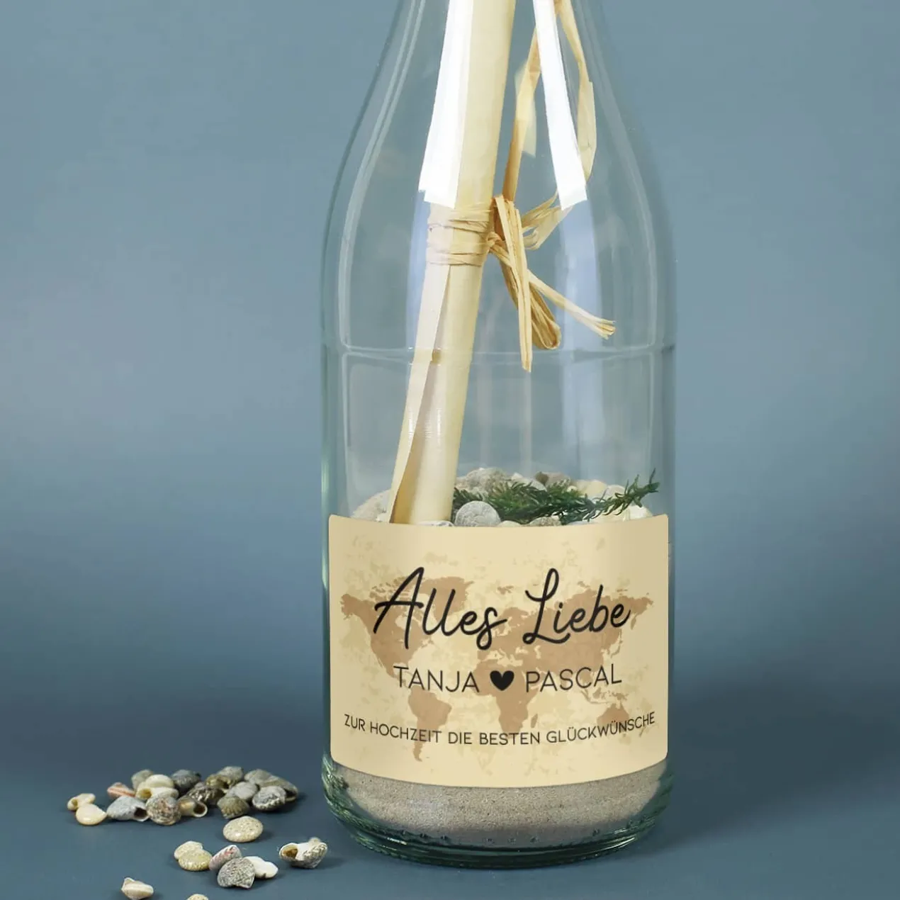 Flaschenpost mit Füllung "Alles Liebe" mit Vintage-Weltkarte als Geldgeschenk zur Hochzeit