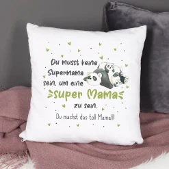 Flauschiges Kissen 'Super Mama' mit Panda Motiv & Wunschtext | Kuschelkissen als Muttertagsgeschenk