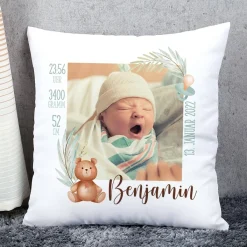 Fotokissen zur Geburt mit kleinem Watercolor-Teddybär