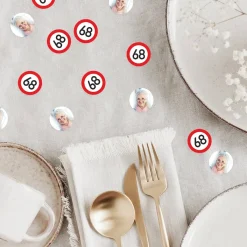 Fotokonfetti zum Geburtstag mit Verkehrszeichen und Ihrem Lieblingsbild