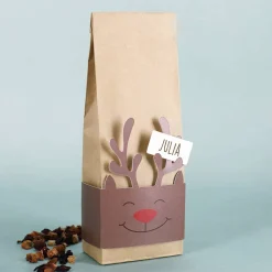 Früchtetee mit niedlicher Rentierbanderole und Namensaufdruck