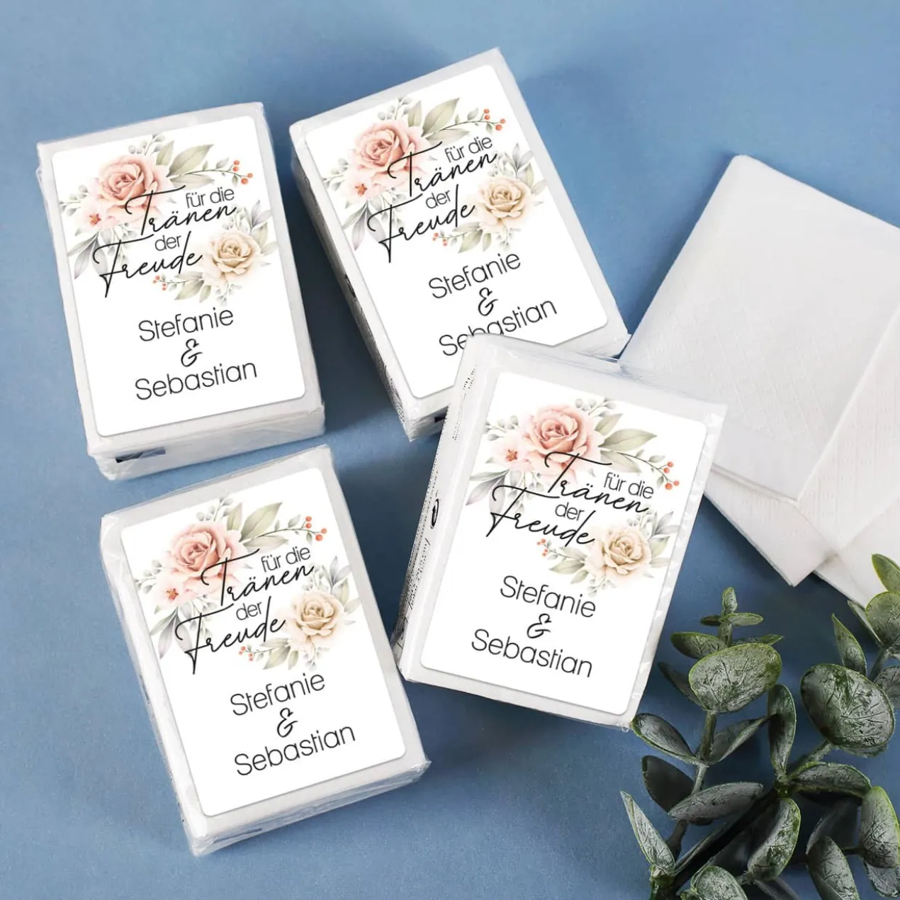 Für Freudentränen - 10er Set Taschentücher mit dem Namen des Hochzeitspaares
