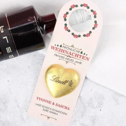 Fröhliche Weihnachten - Flaschenanhänger mit Lindt und Wunschname