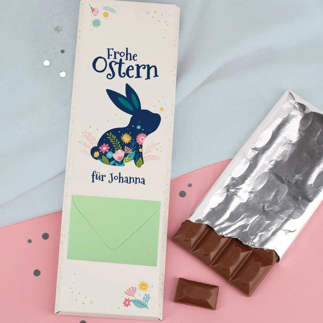 Frohe Ostern - 300 g Schokolade mit kleinem Umschlag und Wunschtext