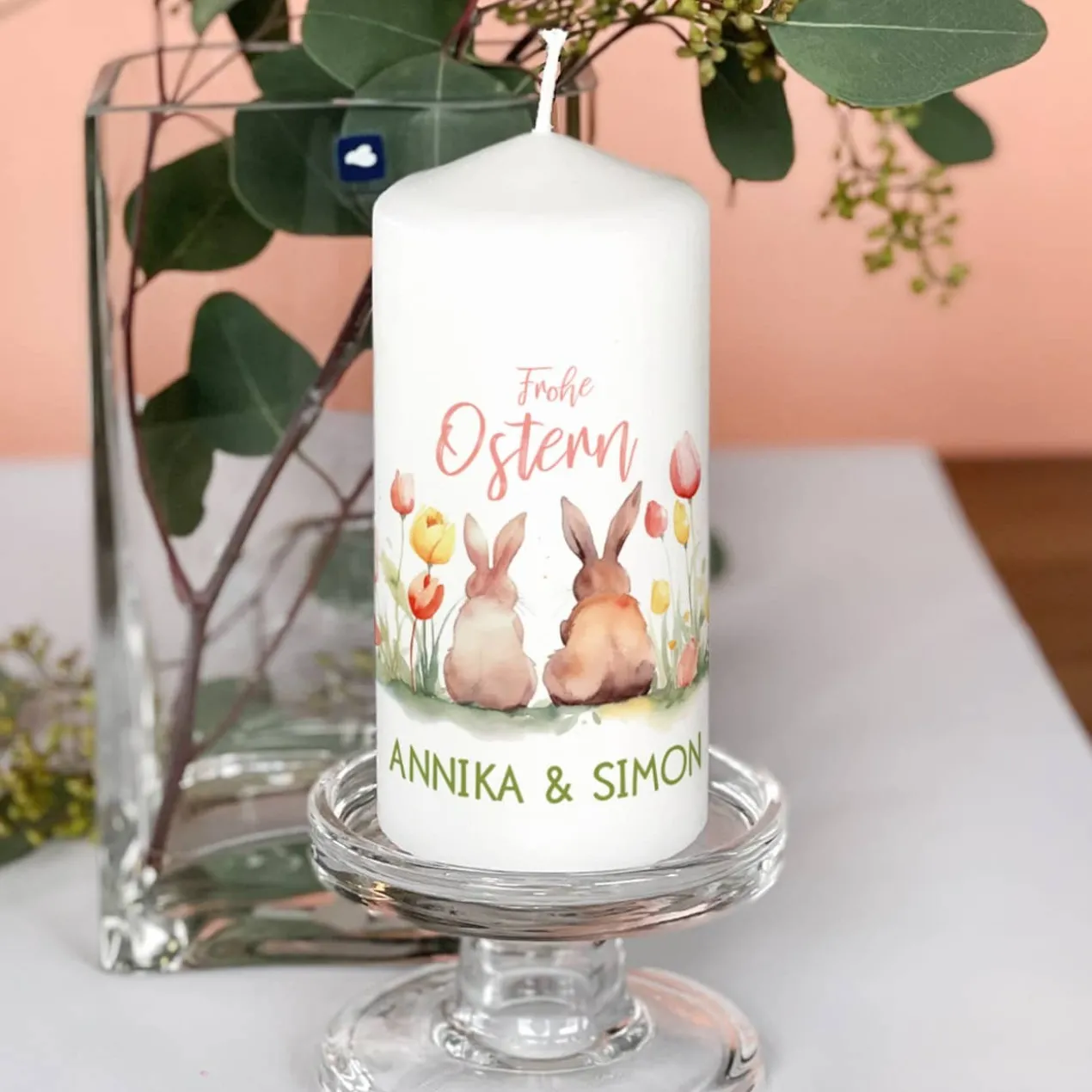 Frohe Ostern - Kerze mit Hasen, Blumen und Name