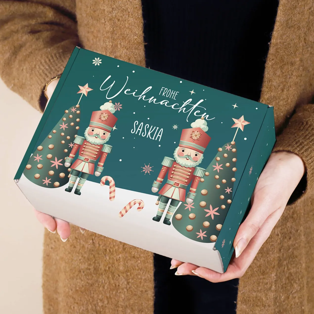 Frohe Weihnachten - Geschenkset mit Teekanne Tee und Namenstasse