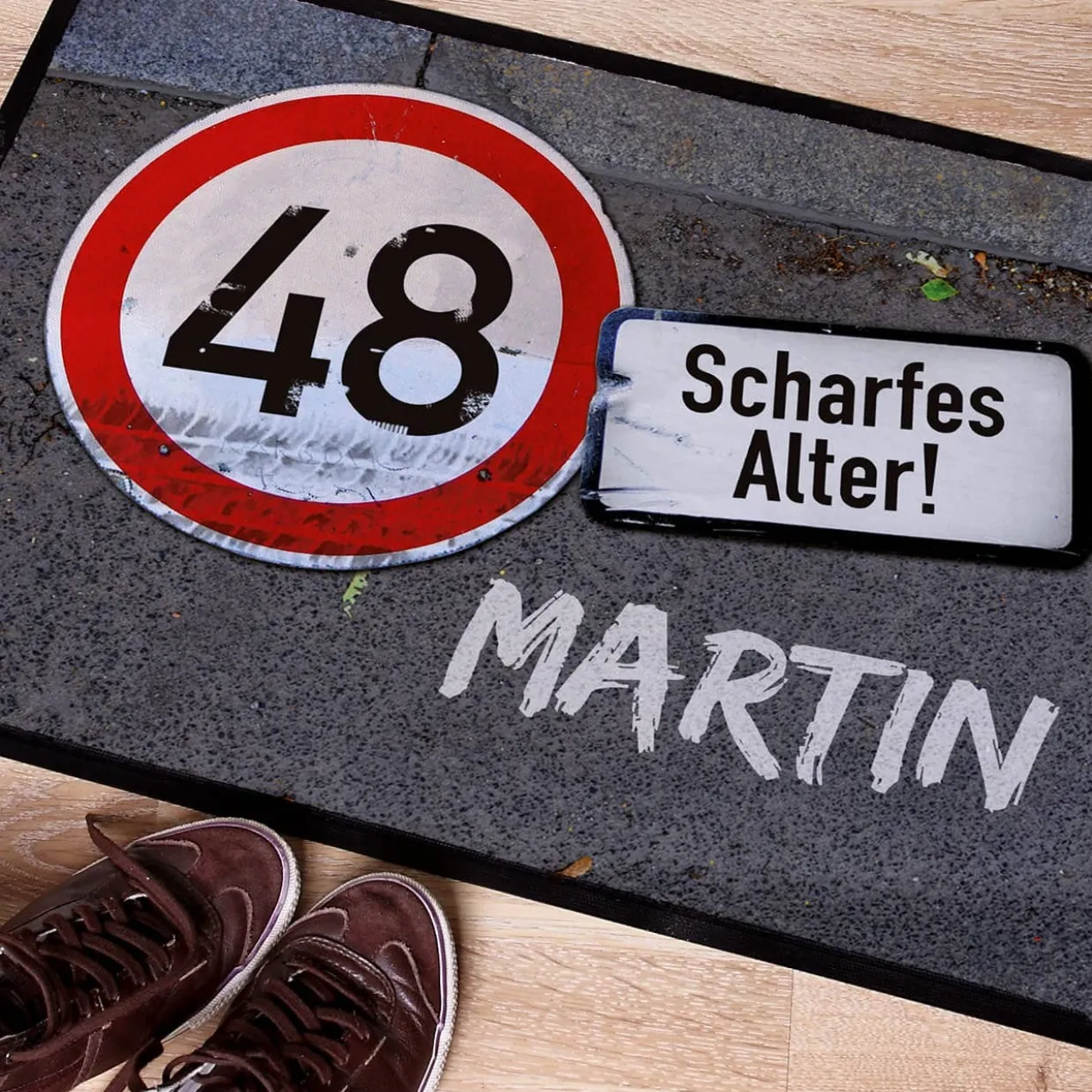 Fußabtreter - Achtung - mit Name und Alter