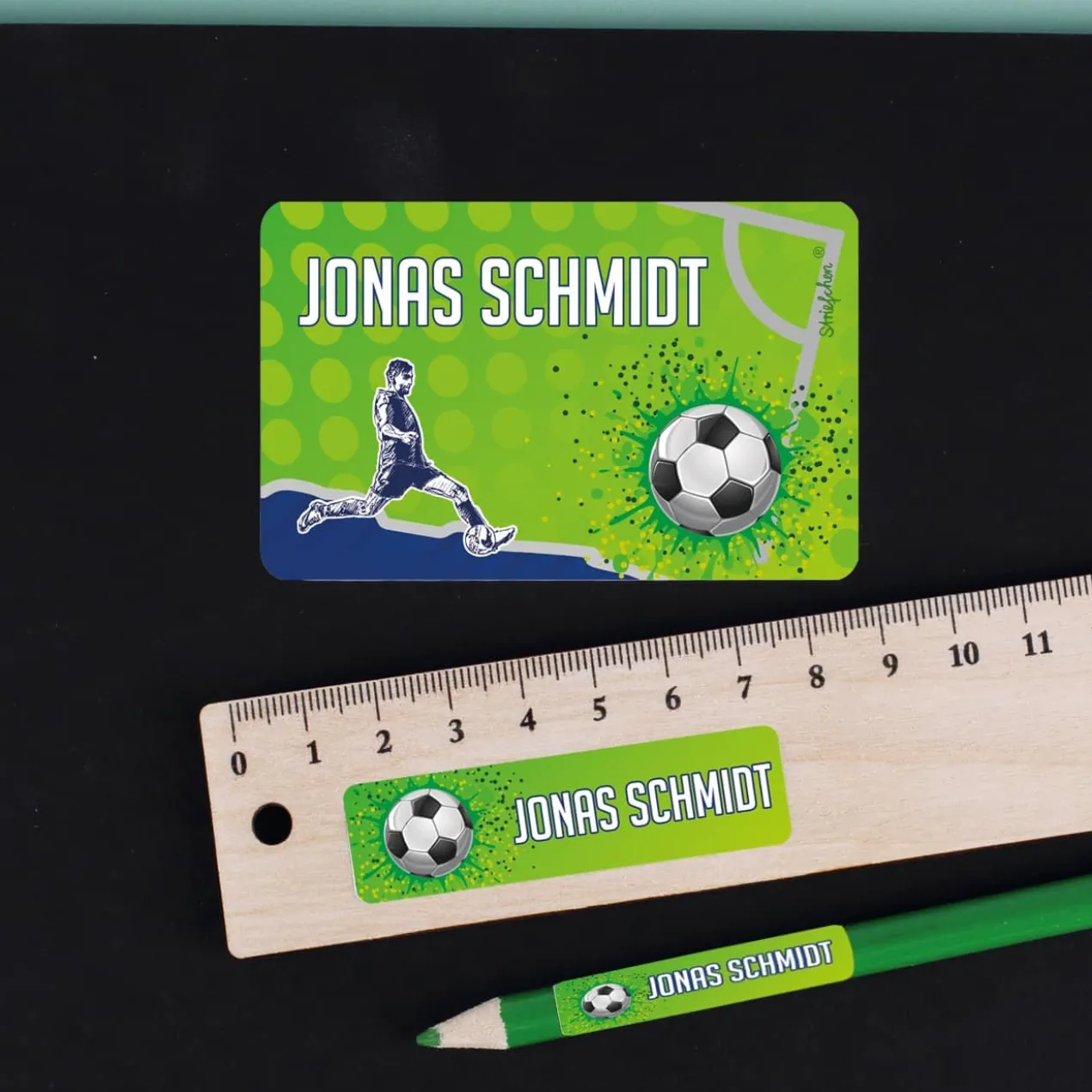 Fußball - Aufkleberset mit Name, in 3 Größen