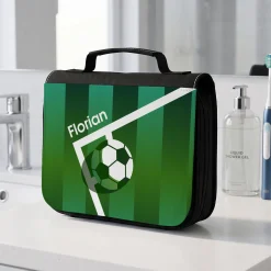 Fußball Kulturbeutel personalisiert mit Name | Waschtasche zum Aufhängen für Fußballer