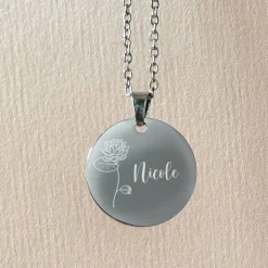 Geburtsblumen-Halskette mit Name in persönlicher Geschenkbox