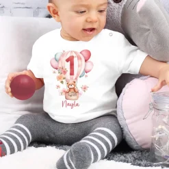 Geburtstagshirt Baby mit großer 1, Teddy im Heißluftballon, Blumen und Name