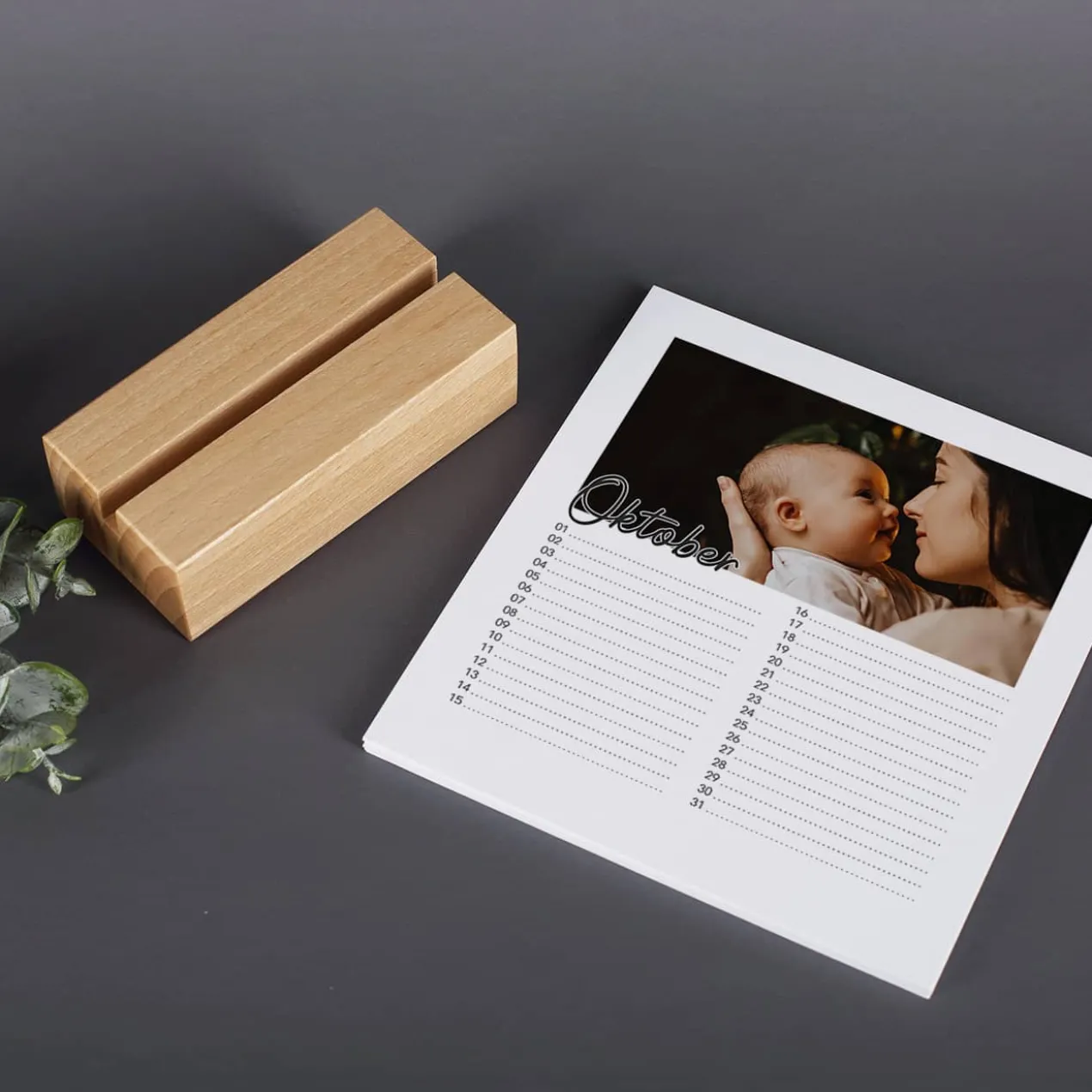 Geburtstagskalender für das ganze Jahr mit Ihren Fotos bedruckt