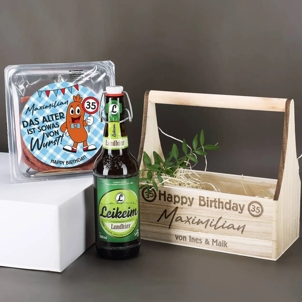 Geburtstagsset mit Bier und Salami-Kabeltrommel im Pflanzkorb