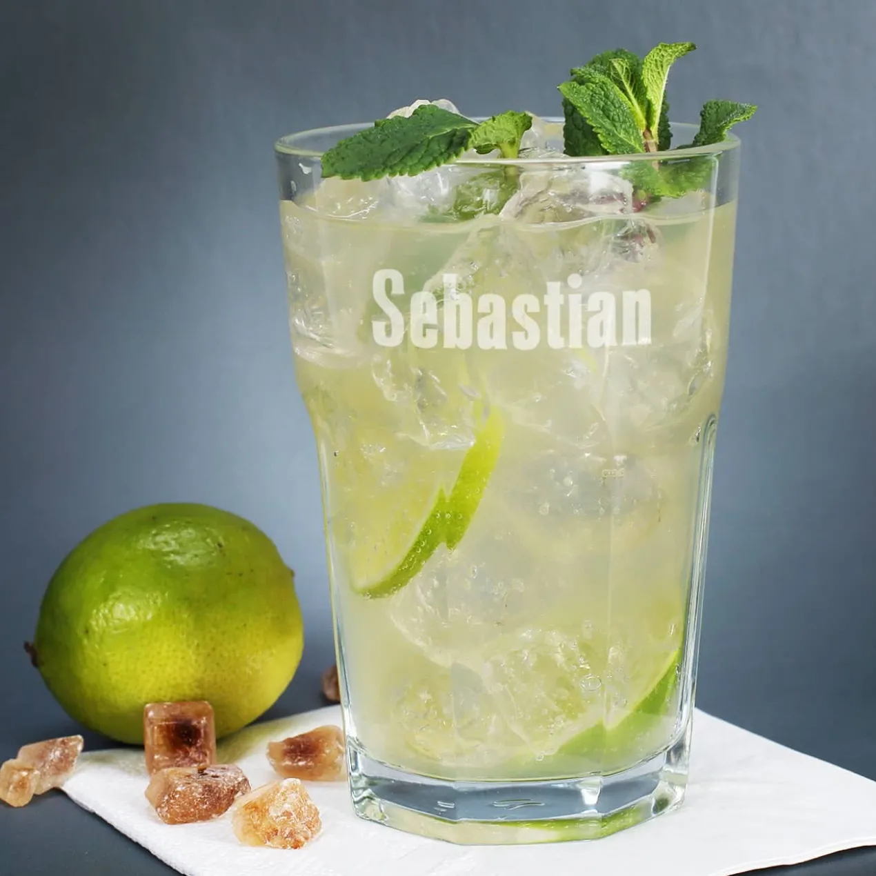 Geburtstagsset mit Glas und Mojito