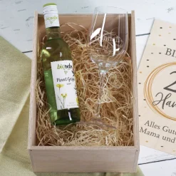 Geburtstagsset mit graviertem Glas, Wein und bedruckter Box