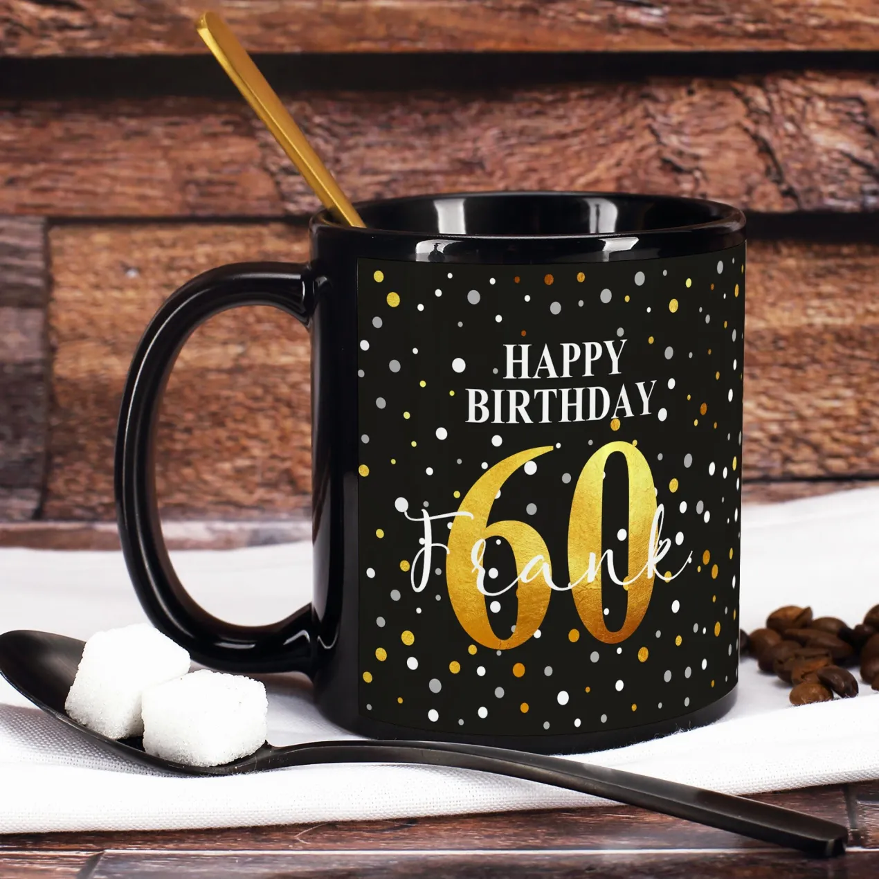 Geburtstagstasse "Happy Birthday" mit Name & Alter in Schwarz und Konfettidesign