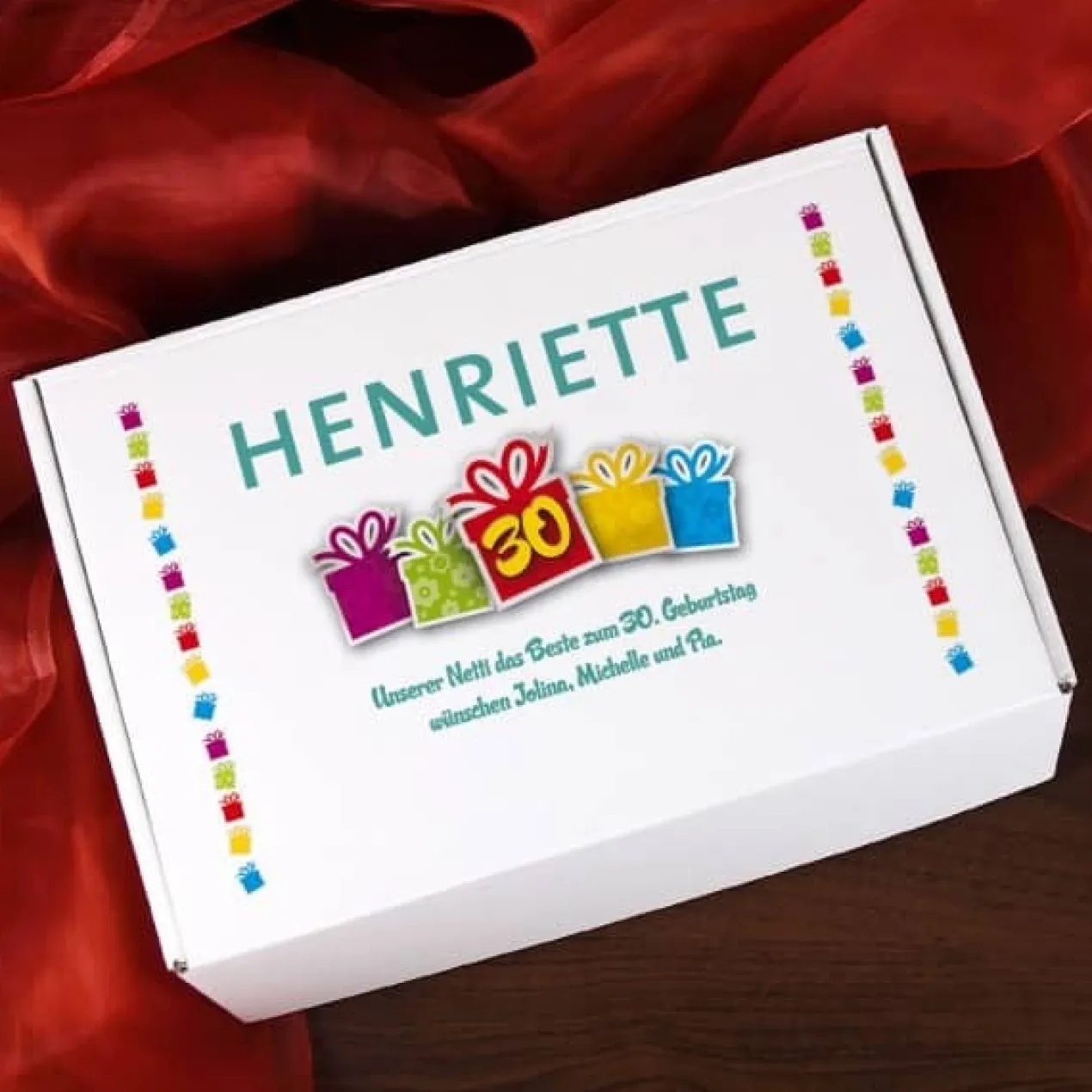 Gefüllte Geschenkbox zum 30. Geburtstag