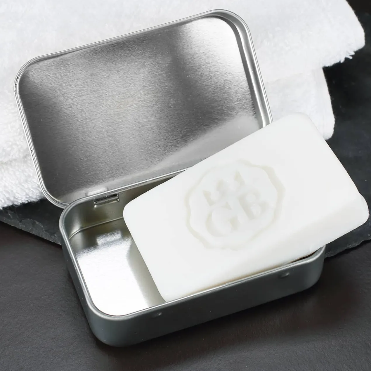 Gentleman Seife in gravierter Metall-Geschenkdose, 80g