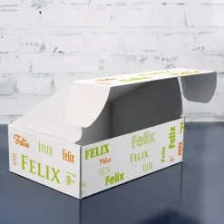 Geschenkbox für viele Anlässe mit Name in verschiedenen Schriftarten - hellgrün