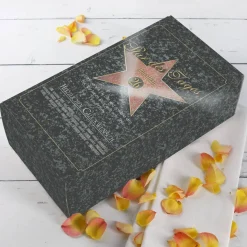 Geschenkbox zum Geburtstag für den Star des Tages