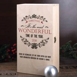 Geschenkholzbox zu Weihnachten mit Weinglas und Bree Weinflasche