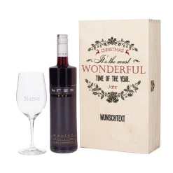 Geschenkholzbox zu Weihnachten mit Weinglas und Bree Weinflasche