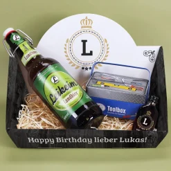 Geschenkkorb für Männer mit persönlichem Druck und verschiedenen Füllungen