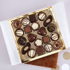 Geschenkkorb für Männer mit persönlichem Druck und verschiedenen Füllungen