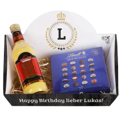 Geschenkkorb für Männer mit persönlichem Druck und verschiedenen Füllungen