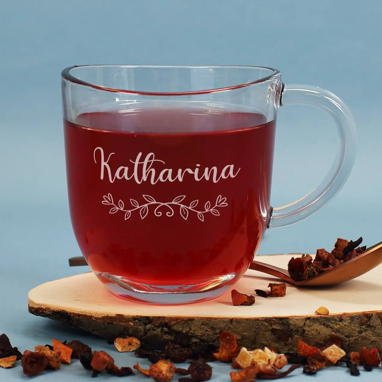 Geschenkkorb - Weihnachtskranz - mit Glühwein, Stollen und graviertem Glas