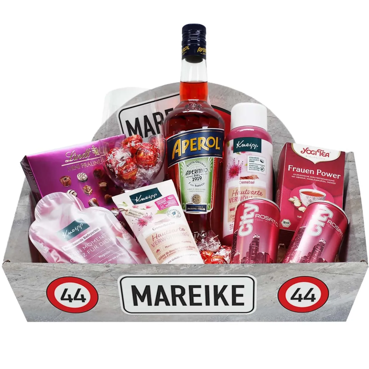 Geschenkkorb zum Geburtstag - Verkehrszeichen - mit verschiedenen Füllungen