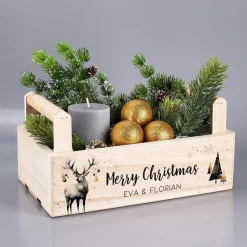 Geschenkkorb zu Weihnachten mit Hirschmotiv - personalisiert mit Wunschtext | Pflanzkiste aus Holz