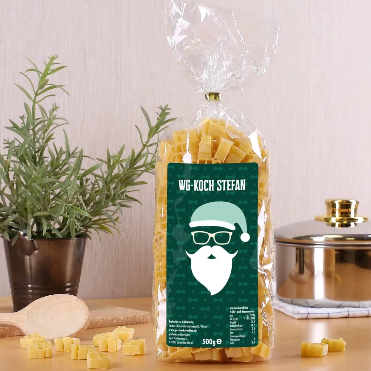 Geschenk Nudeln mit coolem Weihnachtsmann-Aufkleber