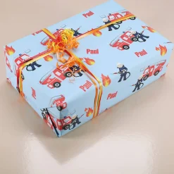 Geschenkpapier für kleine Feuerwehrmänner mit Wunschname