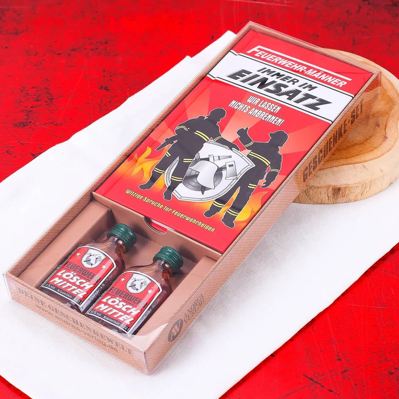 Geschenkset - Feuerwehr im Einsatz mit Löschmittel