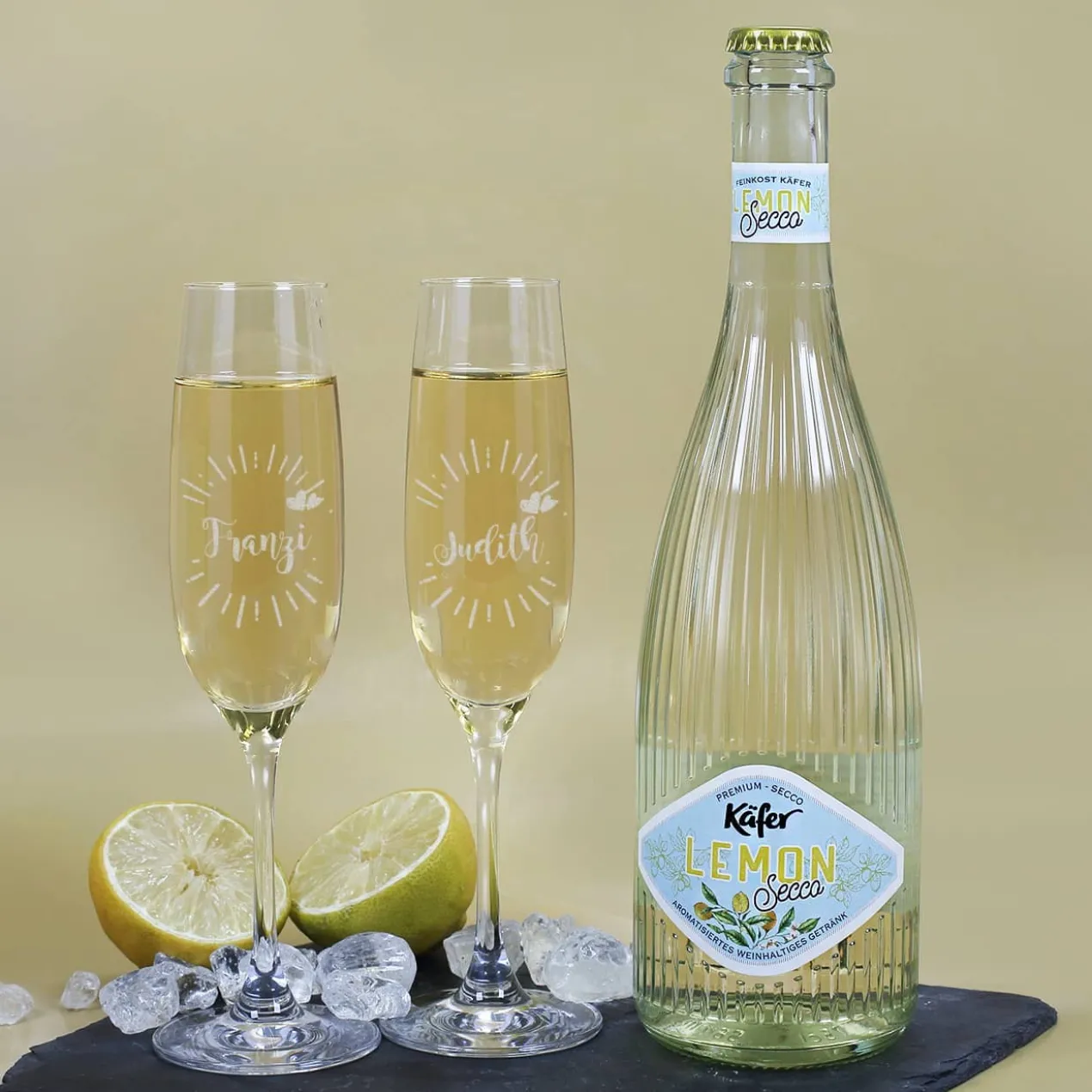 Geschenkset für die beste Freundin mit zwei Sektgläsern, einem Secco und bedruckter Pappbox
