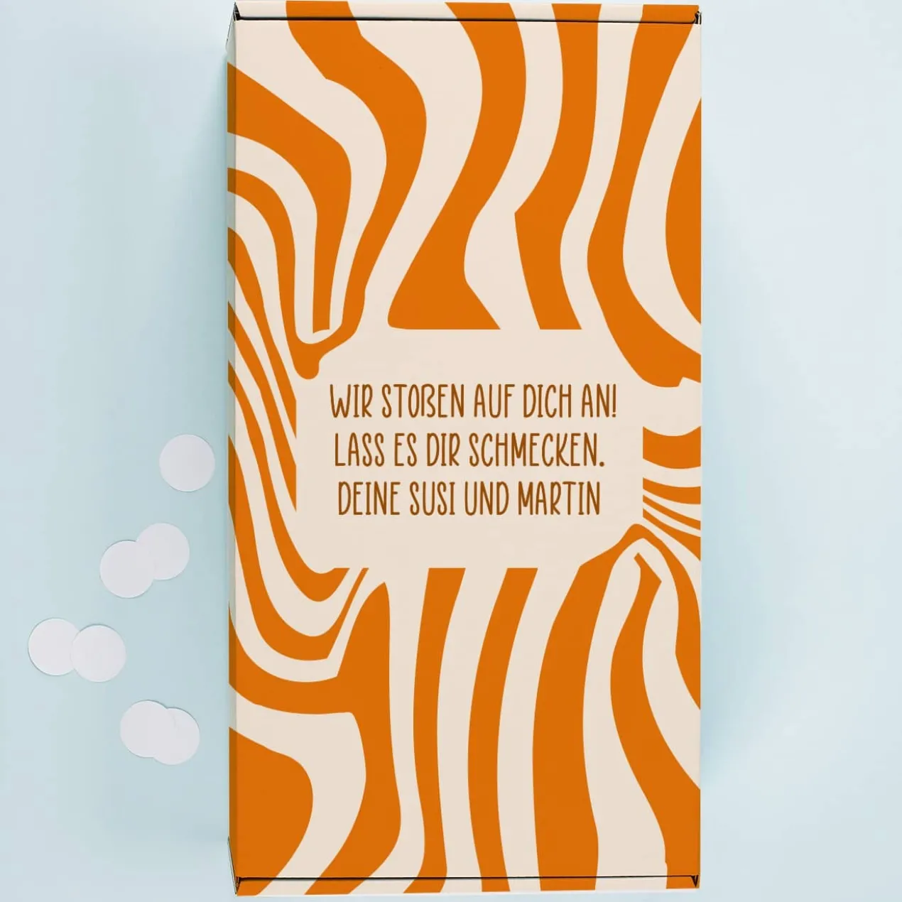 Geschenkset mit Weinglas und Aperol mit Wunschtext und Name graviert
