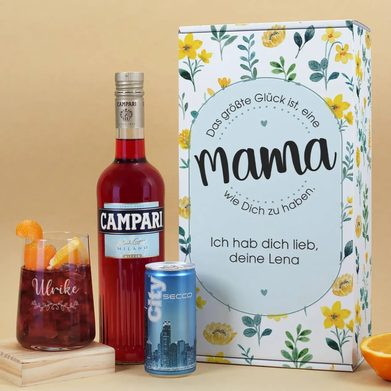 Geschenkset zum Muttertag mit graviertem Glas und blumiger Geschenkverpackung