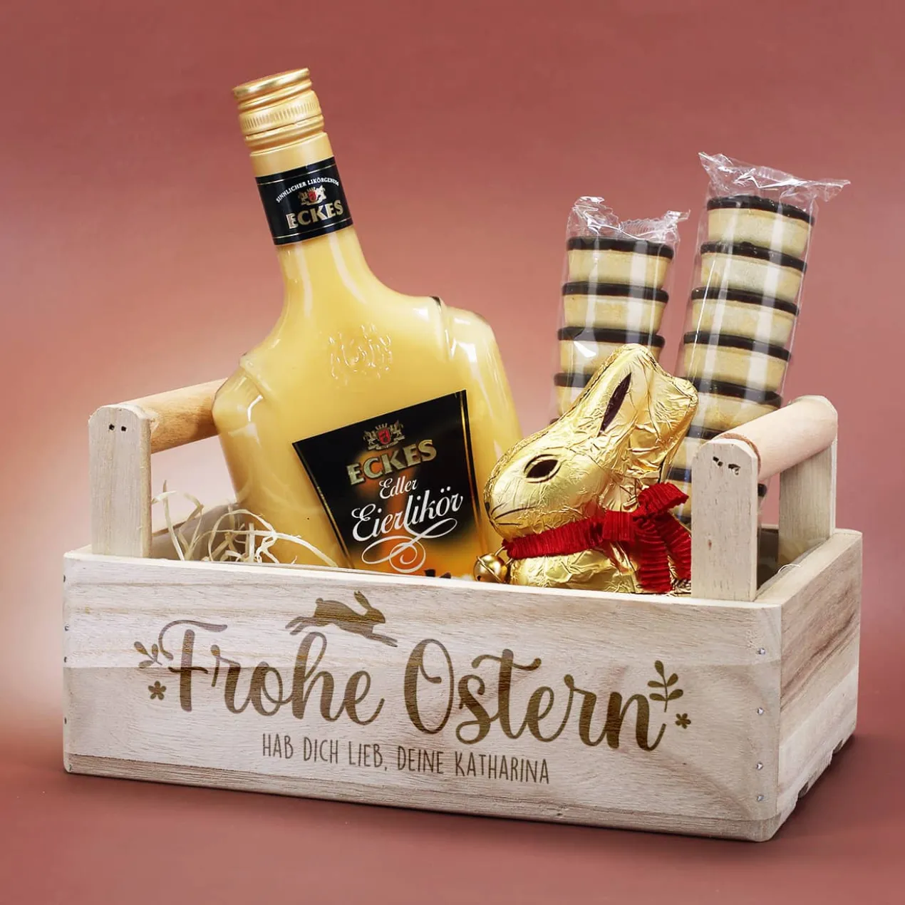 Geschenkset zu Ostern mit Eierlikör und Lindt Schokohase in gravierter Holzbox