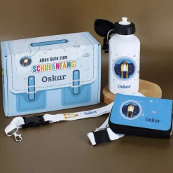 Geschenkset zur Einschulung mit Raumschiff-Motiv und Name