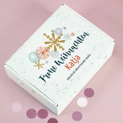 Geschenkset zu Weihnachten mit Lindt Pralinen und Wein in Geschenkbox