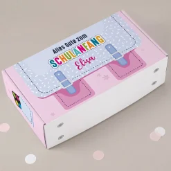 Geschenkverpackung zur Einschulung personalisiert mit Name | Schulranzen Design