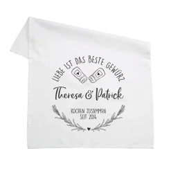 Geschirrtuch - Liebe ist das beste Gewürz - mit Wunschnamen und Jahr bedruckt